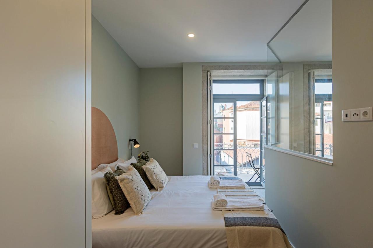 31 Janeiro 157 - Charming 1Br Flat W/ Ac & Balcony By Lovelystay ポルト エクステリア 写真